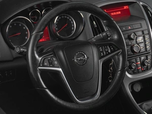 Хетчбэк Opel Astra GTC 2013 года, 875000 рублей, Тюмень