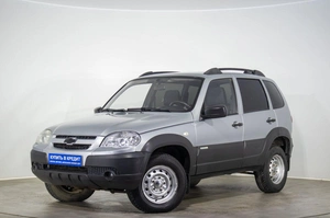 Внедорожник Chevrolet Niva 2014 года, 699000 рублей, Оренбург
