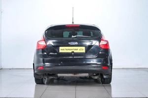 Хетчбэк Ford Focus 2013 года, 809000 рублей, Челябинск