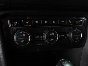 Внедорожник Volkswagen Tiguan 2018 года, 2739000 рублей, Минеральные Воды