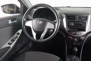 Седан Hyundai Solaris 2014 года, 919000 рублей, Пермь