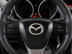 Седан Mazda 3 2011 года, 870000 рублей, Тюмень