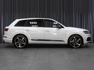Внедорожник Audi Q7 2018 года, 4769000 рублей, Тюмень