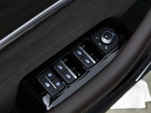 Внедорожник Geely Xingyue L 2025 года, 4456000 рублей, Москва