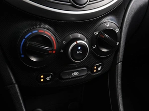 Седан Hyundai Solaris 2014 года, 899000 рублей, Воронеж