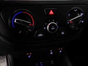 Седан Hyundai Solaris 2017 года, 1129000 рублей, Минеральные Воды