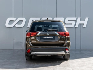 Внедорожник Mitsubishi Outlander 2018 года, 2180000 рублей, Краснодар