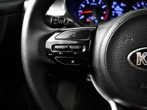 Седан Kia Rio 2018 года, 809900 рублей, Казань