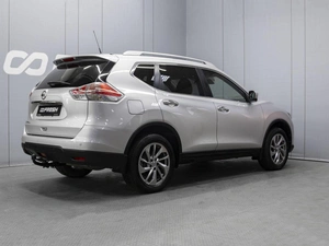 Внедорожник Nissan X-Trail 2016 года, 1960000 рублей, Омск