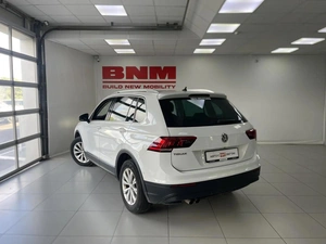 Внедорожник Volkswagen Tiguan 2018 года, 2420000 рублей, Смоленск