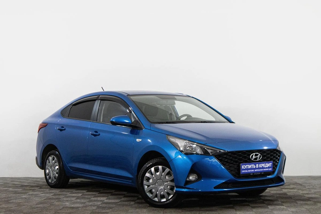Седан Hyundai Solaris 2021 года, 1999000 рублей, Сургут