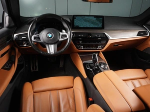 Седан BMW 5 серия 2021 года, 4900000 рублей, Красный Пахарь