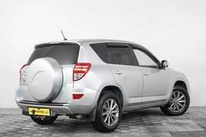 Внедорожник Toyota RAV4 2012 года, 1549000 рублей, Кемерово