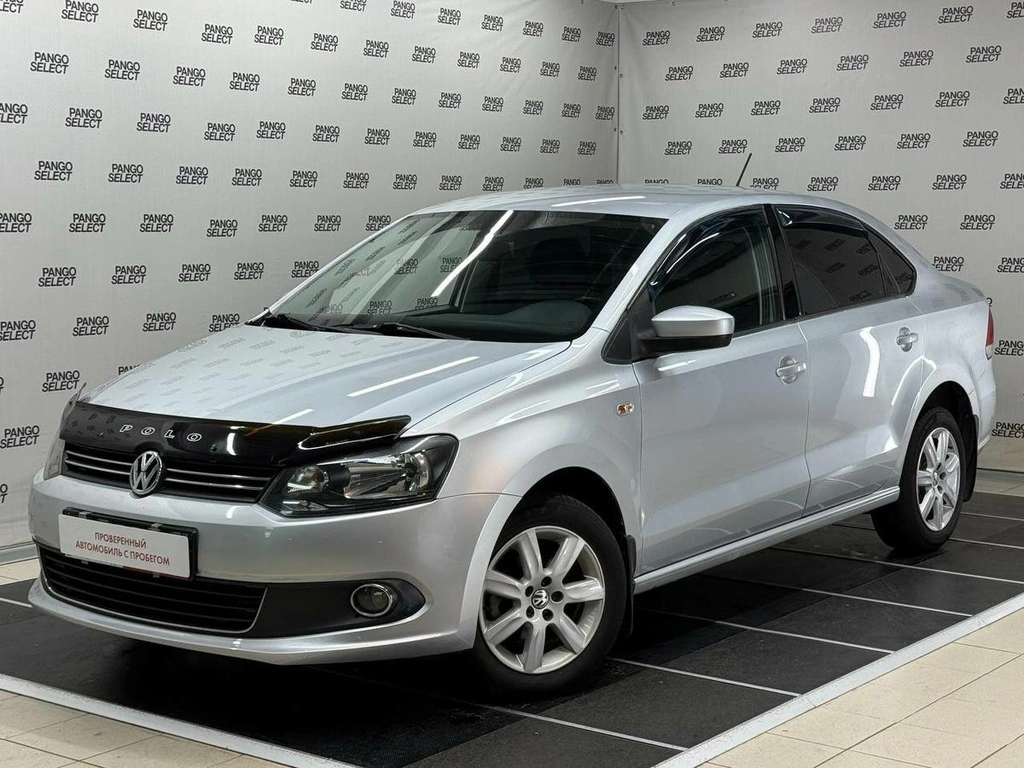 Седан Volkswagen Polo 2013 года, 756000 рублей, Красноярск