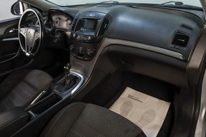 Лифтбек Opel Insignia 2013 года, 769000 рублей, Челябинск