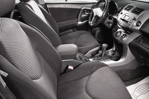 Внедорожник Toyota RAV4 2006 года, 1189000 рублей, Сургут