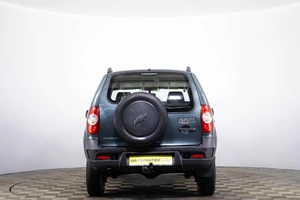 Внедорожник Chevrolet Niva 2016 года, 669000 рублей, Пермь