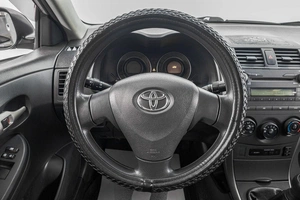 Седан Toyota Corolla 2008 года, 959000 рублей, Барнаул