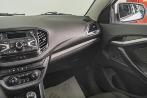 Седан ВАЗ (LADA) Vesta 2018 года, 889000 рублей, Томск