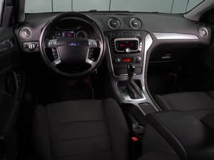 Седан Ford Mondeo 2013 года, 1168000 рублей, Воронеж