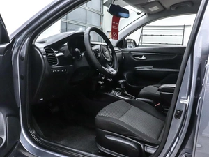 Седан Kia Rio 2018 года, 1280000 рублей, Красноярск