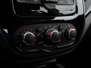 Внедорожник Renault Kaptur 2021 года, 1530000 рублей, Волгоград