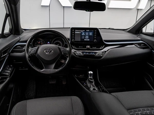 Внедорожник Toyota C-HR 2020 года, 2570000 рублей, Краснодар