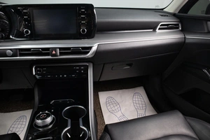 Седан Kia K5 2020 года, 2639000 рублей, Оренбург