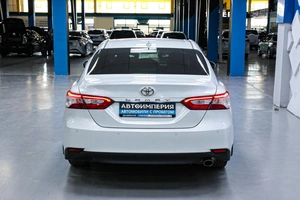 Седан Toyota Camry 2021 года, 3133000 рублей, Солонцы