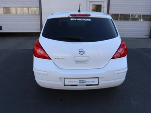 Хэтчбек Nissan Tiida 2013 года, 1310000 рублей, Железногорск