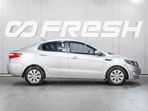 Седан Kia Rio 2013 года, 849000 рублей, Сургут
