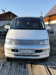 Минивэн Toyota Hiace Regius 1999 года, 850000 рублей, Емельяново