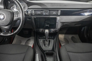 Седан BMW 3 серия 2010 года, 1049000 рублей, Барнаул
