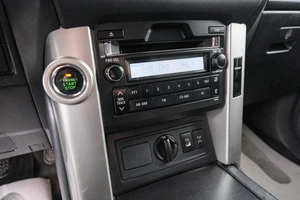 Внедорожник Toyota Land Cruiser Prado 2012 года, 3139000 рублей, Красноярск