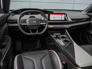 Лифтбек Changan UNI-V 2023 года, 2320000 рублей, Краснодар