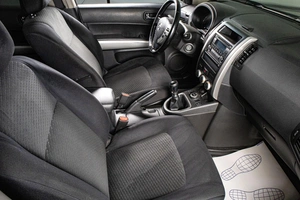 Внедорожник Nissan X-Trail 2014 года, 1899000 рублей, Сургут