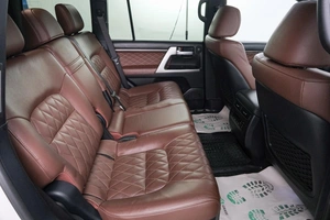 Внедорожник Toyota Land Cruiser 2017 года, 6349000 рублей, Красноярск