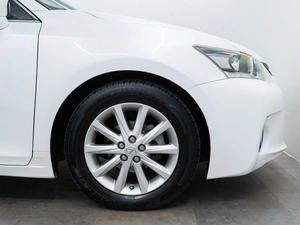 Хетчбэк Lexus CT 2012 года, 1349000 рублей, Красноярск