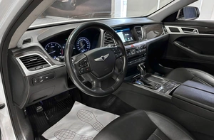 Седан Hyundai Genesis 2014 года, 1697000 рублей, Красноярск