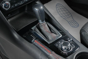 Седан Mazda 3 2014 года, 1369000 рублей, Тюмень