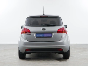 Минивэн Kia Venga 2013 года, 987077 рублей, Москва