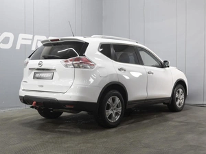 Внедорожник Nissan X-Trail 2016 года, 1861077 рублей, Омск