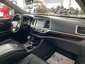 Внедорожник Toyota Highlander 2015 года, 2987000 рублей, Солонцы