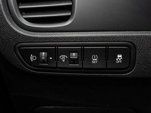 Хетчбэк Kia Rio X-Line 2019 года, 1540000 рублей, Краснодар