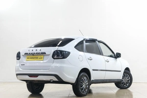 Лифтбек ВАЗ (LADA) Granta 2024 года, 979000 рублей, Новокузнецк