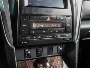Седан Toyota Camry 2015 года, 1899000 рублей, Воронеж