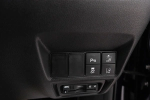Минивэн Honda Stepwgn 2017 года, 2149000 рублей, Красноярск