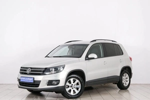 Внедорожник Volkswagen Tiguan 2013 года, 1299000 рублей, Красноярск