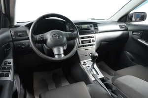 Хетчбэк Toyota Corolla 2006 года, 599000 рублей, Новосибирск