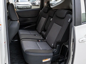 Минивэн Toyota Sienta 2019 года, 1800000 рублей, Краснодар